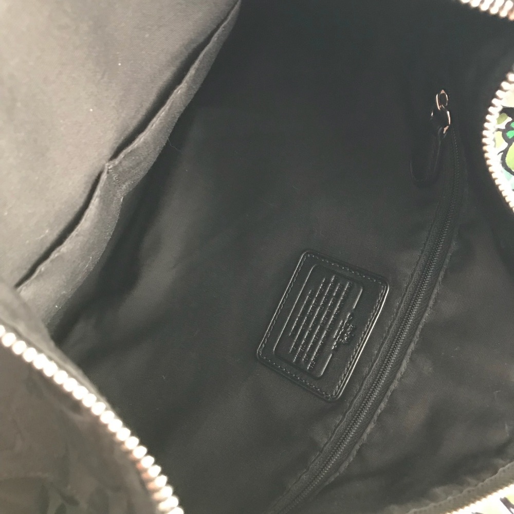 Coach Signature Handbag/Crossbody Bag - Picture 4 of 11
